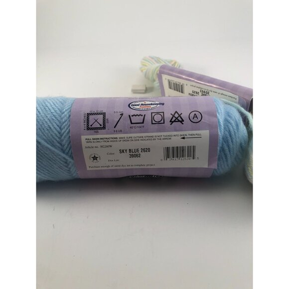 LOT of 2.5 Skeins - Picture 3 of 8